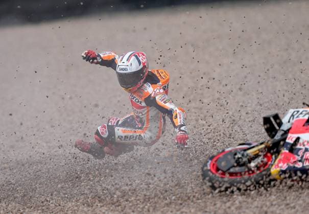 Bilder des Jahres 2023, Sport 06 Juni Sport Themen der Woche KW24 Sport Bilder des Tages Liqui Moly Motorrad Grand Prix Deutschland 2023 17.06.2023, Sachsenring, Hohenstein-Ernstthal, Liqui Moly Motorrad Grand Prix Deutschland 2023 , im Bild Sturz von Marc Marquez aus Spanien, Repsol Honda Team *** Liqui Moly Motorcycle Grand Prix Germany 2023 17 06 2023, Sachsenring, Hohenstein Ernstthal, Liqui Moly Motorcycle Grand Prix Germany 2023 , in the picture crash of Marc Marquez from Spain, Repsol Honda Team nordphotoxGmbHx xBratic nph00250