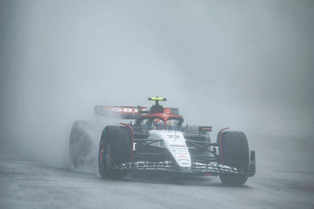 22 TSUNODA Yuki (jap), Scuderia AlphaTauri AT04, action during the Formula 1 Pirelli Grand Prix du Canada, 8th round of the 2023 Formula One World Championship, WM, Weltmeisterschaft from June 16 to 18, 2023 on the Circuit Gilles Villeneuve, in MontrÃ al, Canada - F1 - CANADIAN GRAND PRIX 2023 DPPI Panoramic  00123020__R3_0438