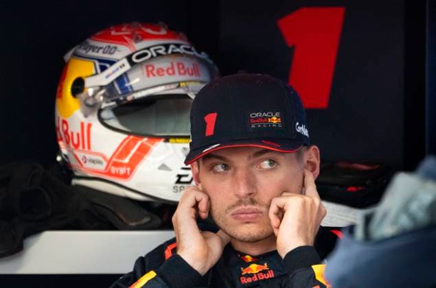 Sport Themen der Woche KW24 Sport Bilder des Tages June 17, 2023, Montreal, PQ, Canada: Red Bull Racing Max Verstappen of the Netherlands, proctescts his ears while in his garage prior to hitting the track for the third practice session at the Canadian Grand Prix Saturday, June 17, 2023 in Montreal. Max Verstappen  - ZUMAc35_ 20230617_zaf_c35_049 Copyright: xPaulxChiassonx