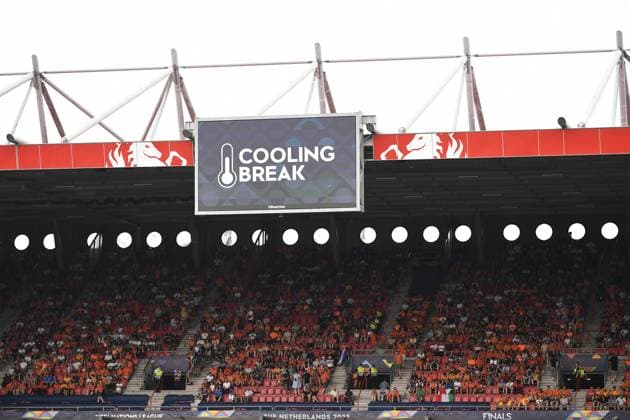 Foto Fabio Ferrari LaPresse 18 Giugno 2023 - Enschede, Paesi Bassi - calcio - Olanda v Italia- Uefa Nations League - Finale 3 4 posto - FC Twente Stadion-Enschede. Nella foto: pusa acqua cooling break June 18, 2023 Enschede, Netherland - sport, calcio - Netherland v Italy - Uefa Nations League - Final 3 4 place - FC Twente Stadion-Enschede. In the pic: cooling break  Copyright: xFabioxFerrari LaPressex