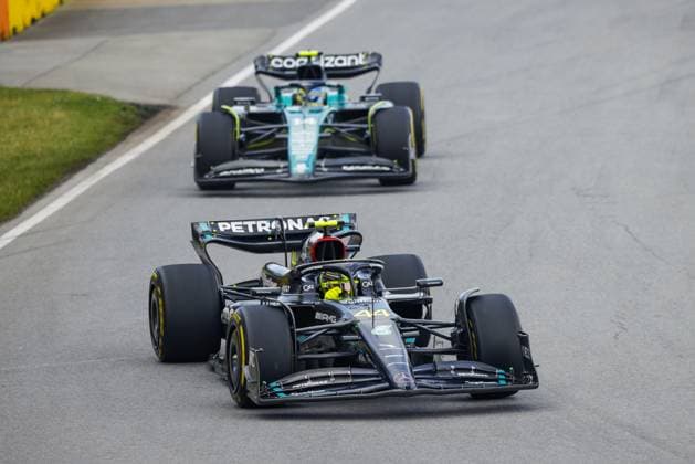 44 HAMILTON Lewis (gbr), Mercedes AMG F1 Team W14, action during the Formula 1 Pirelli Grand Prix du Canada, 8th round of the 2023 Formula One World Championship, WM, Weltmeisterschaft from June 16 to 18, 2023 on the Circuit Gilles Villeneuve, in MontrÃ al, Canada - F1 - CANADIAN GRAND PRIX 2023 - RACE DPPI Panoramic  _R5_0524
