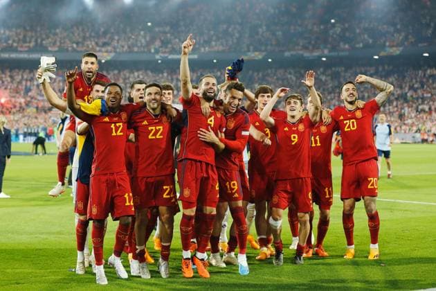 Spain team group, Mannschaftsbild, Totale (ESP), JUNE 18, 2023 - Football Soccer : Spain tea group celebrate after winning UEFA Nations League final match between Croatia 0 (PK 4-5) 0 Spain at the Stadion Feijenoord De Kuip in Rotterdam, Netherlands. Noxthirdxpartyxsales  (222063440)