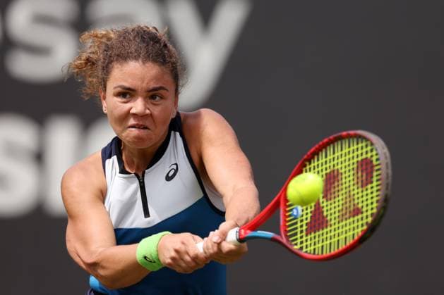 Mandatory Credit: Photo by Ryan Browne Shutterstock (13975088v) Jasmine Paolini of Italy during her round of 32 match against Magda Linette of Poland. Rothesay Classic, Day One, Tennis, Edgbaston Priory Club, Birmingham, UK - 19 Jun 2023 Rothesay Classic, Day One, Tennis, Edgbaston Priory Club, Birmingham, UK - 19 Jun 2023  Copyright: xRyanxBrowne Shutterstockx 13975088v