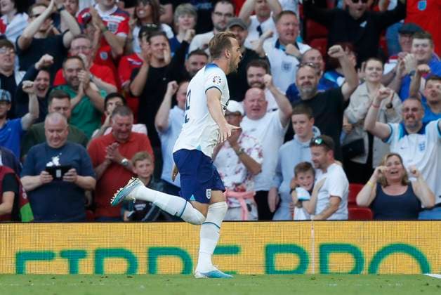England v North Macedonia UEFA EURO, EM, Europameisterschaft,Fussball 2024 Qualifiers Harry Kane of England celebrates scoring his sides 1st goal during the UEFA Euro 2024 Qualifiers Group C match at Old Trafford, Manchester Copyright: xPaulxChestertonx FIL-18631-0011 UK Newspapers OUT