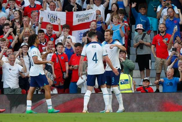 England v North Macedonia UEFA EURO, EM, Europameisterschaft,Fussball 2024 Qualifiers Harry Kane of England celebrates scoring his sides 1st goal during the UEFA Euro 2024 Qualifiers Group C match at Old Trafford, Manchester Copyright: xPaulxChestertonx FIL-18631-0018 UK Newspapers OUT