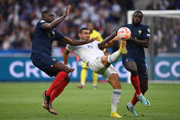 France v Greece: Group B - UEFA EURO, EM, Europameisterschaft,Fussball 2024 Qualifying Round Ibrahima Konate of France, Giorgos Giakoumakis of Greece and Dayot Upamecano of France challenge during the UEFA EURO 2024 Qualifying Round Group B match between France and Greece at Stade de France on June 19, 2023 in Paris, France. Paris Stade de France France France Copyright: xRichardxSellers Sportsphoto APLx 13950568
