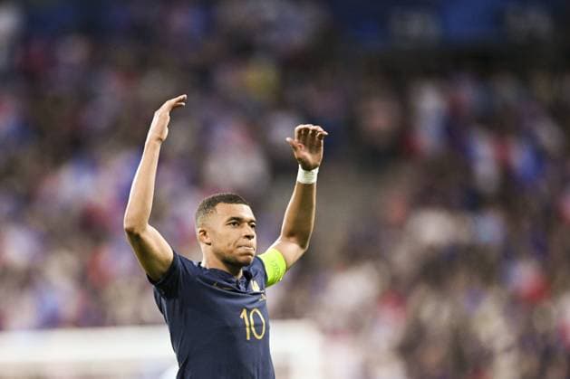 joie des joueurs de l equipe de France apres le but de MBAPPE Kylian (FRA) sur penalty FOOTBALL : France vs Grece - Qualifications Euro2024 - 19 06 2023 JBAutissier Panoramic  