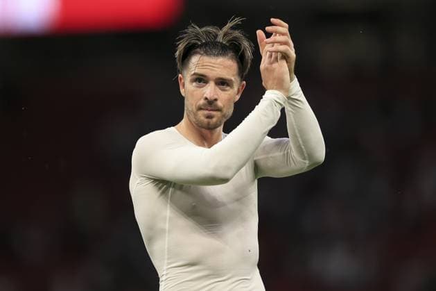 Sport Bilder des Tages Mandatory Credit: Photo by JASONPIX Shutterstock (13975662ay) Jack Grealish of England applauds the fans after the match England v North Macedonia - European Championship, EM, Europameisterschaft QUALIFYING - GROUP C. Football, Old Trafford, Manachester. UK. 19 JUN 2023 Editorial use only England v North Macedonia - EUROPEAN CHAMPIONSHIP QUALIFYING - GROUP C. Football, Old Trafford, Manachester. UK. 19 JUN 2023 Editorial use only  Copyright: xJASONPIX Shutterstockx 13975662ay