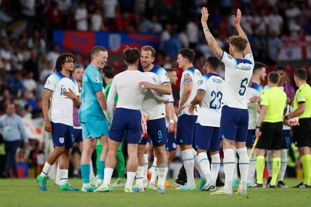 England v North Macedonia UEFA EURO, EM, Europameisterschaft,Fussball 2024 Qualifiers The England players celebrate victory at the end of the UEFA Euro 2024 Qualifiers Group C match at Old Trafford, Manchester Copyright: xPaulxChestertonx FIL-18631-0148 UK Newspapers OUT