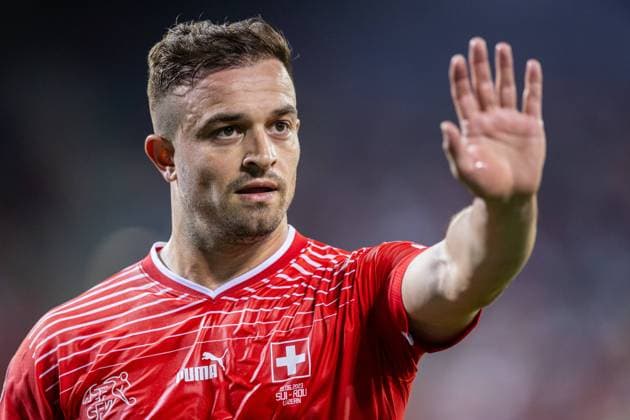 19.06.2023, Lucerne, swisspoor arena, European Qualifiers: Switzerland - Romania, 23 Xherdan Shaqiri (Switzerland) thanks Swiss fans Lucerne swisspoor arena Lucerne Switzerland Copyright: xJustPictures.ch VedranxGalijasx