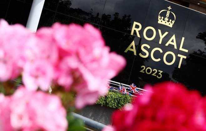Sport Themen der Woche KW25 Sport Bilder des Tages Mandatory Credit: Photo by James Marsh Shutterstock (13975273t) A general view. Royal Ascot, Day One, Horse Racing, Ascot Racecourse, Berkshire, UK - 20 Jun 2023 Royal Ascot, Day One, Horse Racing, Ascot Racecourse, Berkshire, UK - 20 Jun 2023  Copyright: xJamesxMarsh Shutterstockx 13975273t