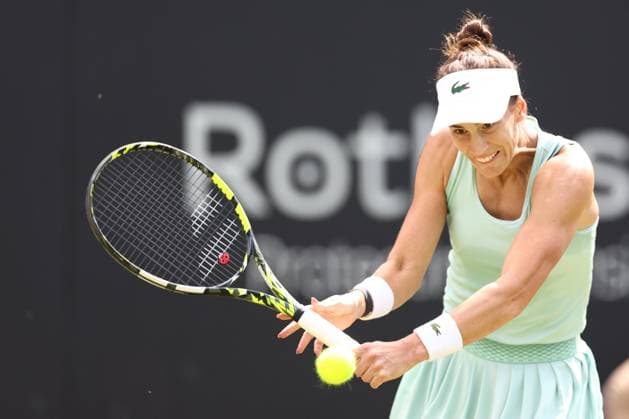 Mandatory Credit: Photo by Ryan Browne Shutterstock (13977103ay) Bernarda Pera of the USA. Rothesay Classic, Day Three, Tennis, Edgbaston Priory Club, Birmingham, UK - 21 Jun 2023 Rothesay Classic, Day Three, Tennis, Edgbaston Priory Club, Birmingham, UK - 21 Jun 2023  Copyright: xRyanxBrowne Shutterstockx 13977103ay