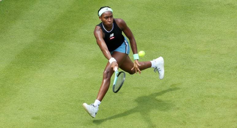 Sport Themen der Woche KW25 Sport Bilder des Tages Coco Gauff (USA), Centre Court auf der Tennisanlage des LTTC Rot Weiss e.V. Steffi Graf Stadion Tennis bett1 open WTA, Tennis Damen 500 Turnier auf Rasen Damen Saison 2022 2023 22.06.2023 *** Coco Gauff USA , Centre Court at the tennis facility of LTTC Rot Weiss e V Steffi Graf Stadium Tennis bett1 open WTA 500 tournament on grass women season 2022 2023 22 06 2023