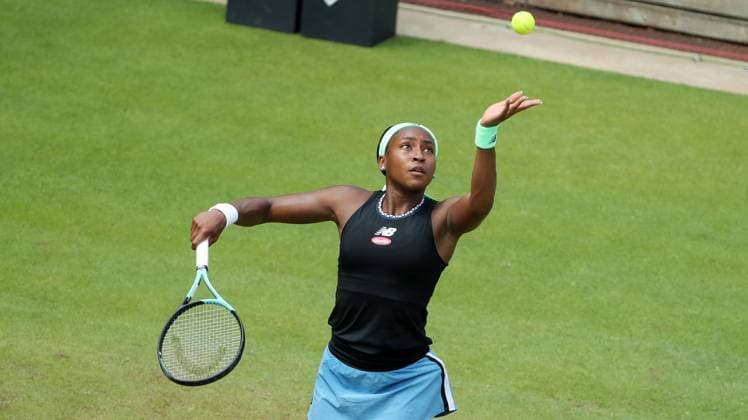 Coco Gauff (USA), Centre Court auf der Tennisanlage des LTTC Rot Weiss e.V. Steffi Graf Stadion Tennis bett1 open WTA, Tennis Damen 500 Turnier auf Rasen Damen Saison 2022 2023 22.06.2023