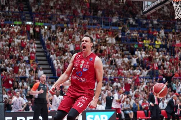 EA7 EMPORIO ARMANI MILAN vs. VIRTUS SEGAFREDO BOLOGNA, PLAYOFF FINAL RACE 7, IN THE PHOTO JOHANNES VOIGTMANN (EA7 EMPORIO ARMANI MILAN) Editorial Usage Only  Copyright: xSimonexLucarellix xIPAx 0261341952st