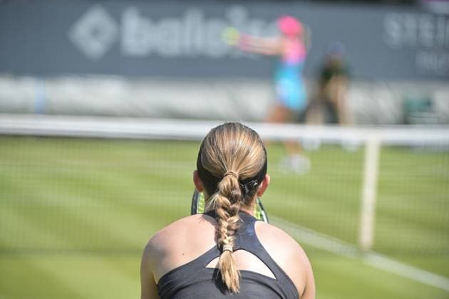 24.06.2023, xbrx, Tennis Bad Homburg Open WTA, Tennis Damen 250, emspor, v.l. Volynets, Katie (USA), fokussiert, konzentriert, erwartet den Aufschlag von Baindl, Kateryna (UKR) Bad Homburg