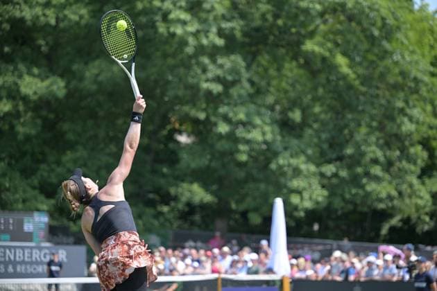 24.06.2023, xbrx, Tennis Bad Homburg Open WTA, Tennis Damen 250, emspor, v.l. Volynets, Katie (USA), fokussiert, konzentriert, spielt den Ball Bad Homburg