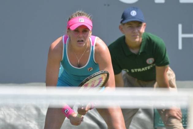 24.06.2023, xbrx, Tennis Bad Homburg Open WTA, Tennis Damen 250, emspor, v.l. Baindl, Kateryna (UKR), fokussiert, konzentriert Bad Homburg