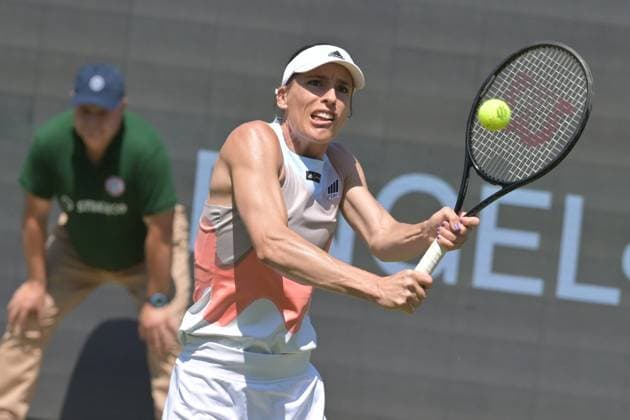 25.06.2023, xbrx, Tennis Bad Homburg Open WTA, Tennis Damen 250, emspor, v.l. Abschiedsspiel Petkovic, Andrea (GER), Petkovic, Andrea (GER), spielt den Ball Bad Homburg