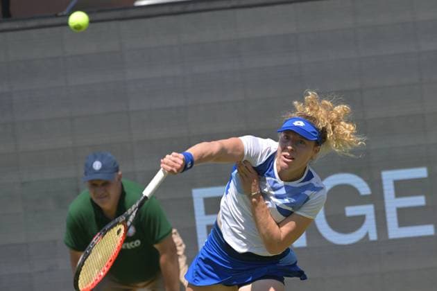 25.06.2023, xbrx, Tennis Bad Homburg Open WTA, Tennis Damen 250, emspor, v.l. Abschiedsspiel Petkovic, Andrea (GER), Friedsam, Anna-Lena (GER), spielt den Ball Bad Homburg