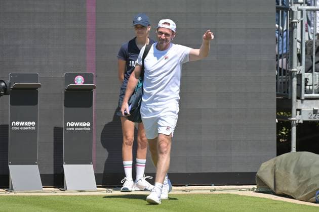 25.06.2023, xbrx, Tennis Bad Homburg Open WTA, Tennis Damen 250, emspor, v.l. Abschiedsspiel Petkovic, Andrea (GER), Schuettler, Rainer (GER), gestikuliert, mit den Armen gestikulieren Bad Homburg