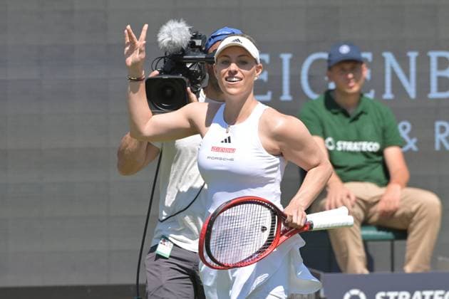 25.06.2023, xbrx, Tennis Bad Homburg Open WTA, Tennis Damen 250, emspor, v.l. Abschiedsspiel Petkovic, Andrea (GER), Kerber, Angelique (GER), gestikuliert, mit den Armen gestikulieren Bad Homburg