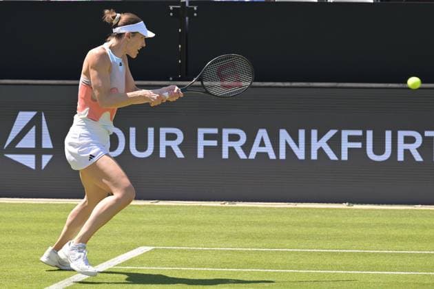25.06.2023, xbrx, Tennis Bad Homburg Open WTA, Tennis Damen 250, emspor, v.l. Abschiedsspiel Petkovic, Andrea (GER), Petkovic, Andrea (GER), spielt den Ball Bad Homburg