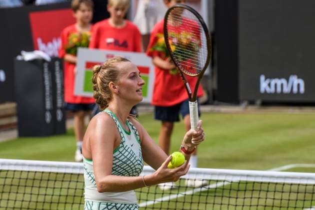 Petra Kvitova - Tennisspielerin, schlaegt einen Ball ins Publikum, Jubel, Freude, Sieg, GER, Berlin, Finale, Tennis bett1open, WTA, Tennis Damen 500, Saison 2022 2023, 25.06.23, 2023, Steffi Graf Stadion, GER, Berlin, Finale, Tennis bett1open, WTA 500, Saison 2022 2023, 25.06.23, 2023, Steffi Graf Stadion, Foto: Eibner-Pressefoto Uwe Koch Berlin Copyright: xEibner-Pressefoto UwexKochx EP_UKH