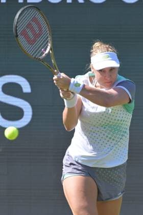 25.06.2023, xbrx, Tennis Bad Homburg Open WTA, Tennis Damen 250, emspor, v.l. Blinkova, Anna, spielt den Ball, fokussiert, konzentriert Bad Homburg