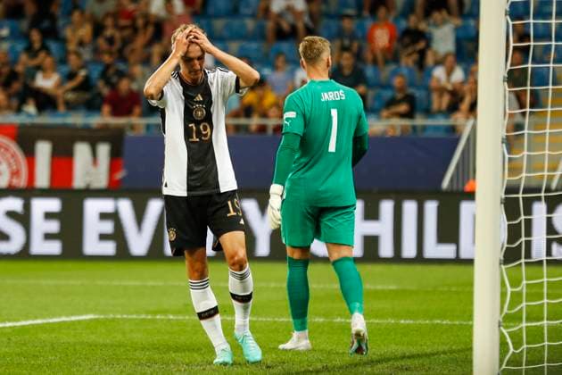 Sport Themen der Woche KW25 Sport Bilder des Tages UEFA U21, U 21 EM, Deutschland - Tschechien, 2. Gruppenspiel, 25.06.2023, Adjarabet Arena, Batumi Nelson WEIPER ( 19, Deutschland, 1. FSV Mainz 05) hadert, UEFA U21-Fussball-Europameisterschaft in Rumaenien und Georgien, Deutschland - Tschechien, 2. Gruppenspiel, 25.06.2023, Adjarabet Arena, Batumi *** UEFA U21 European Championship, Germany Czech Republic, 2 group match, 25 06 2023, Adjarabet Arena, Batumi Nelson WEIPER 19, Germany, 1 FSV Mainz 05 hadert, UEFA U21 European Football Championship in Romania and Georgia, Germany Czech Republic, 2 group match, 25 06 2023, Adjarabet Arena, Batumi Copyright: xBEAUTIFULxSPORTS Meuselx