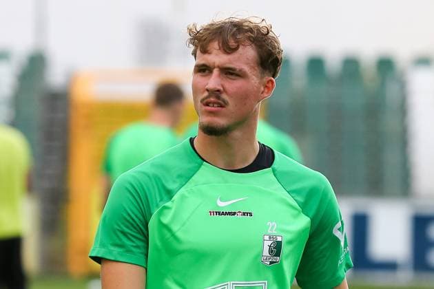Leipzig, 21.06.2023, Alfred-Kunze-Sportpark, Fußball, Männer, Regionalliga Nordost, Saison 2023 2024, Trainigsauftakt BSG Chemie Leipzig , Im Bild: Neuzugang Torhüter Lenno Udo Schmidt (Chemie) ,