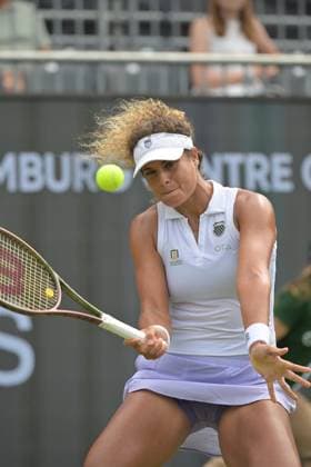 26.06.2023, xbrx, Tennis Bad Homburg Open WTA, Tennis Damen 250, emspor, v.l. Sherif, Mayar (EGY), fokussiert, konzentriert, spielt den Ball Bad Homburg