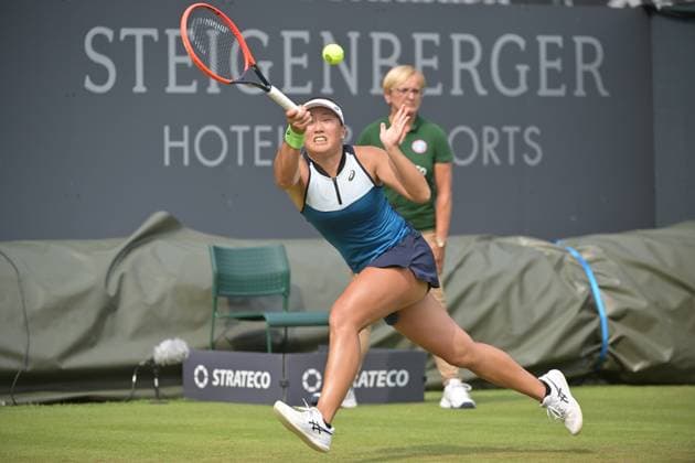 26.06.2023, xbrx, Tennis Bad Homburg Open WTA, Tennis Damen 250, emspor, v.l. Liu, Claire (USA). spielt den Ball Bad Homburg