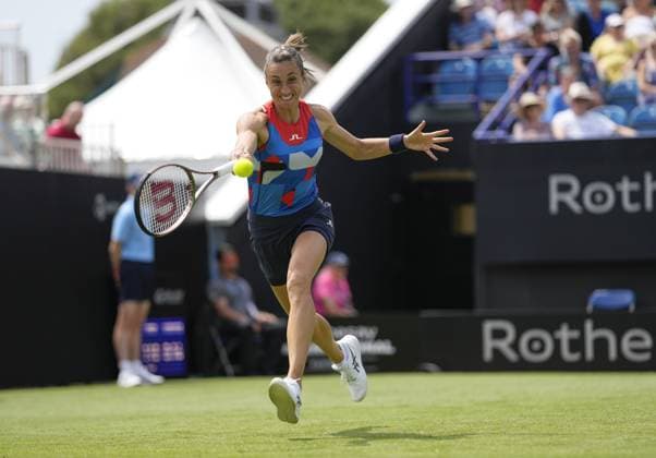 Mandatory Credit: Photo by Dave Shopland Shutterstock (13984798bb) Croatia s Petra Martic in 1st round action Rothesay International Eastbourne, Tennis, Day Two, Devonshire Park, Eastbourne, UK - 27 Jun 2023 Rothesay International Eastbourne, Tennis, Day Two, Devonshire Park, Eastbourne, UK - 27 Jun 2023 Copyright: xDavexShopland Shutterstockx 13984798bb