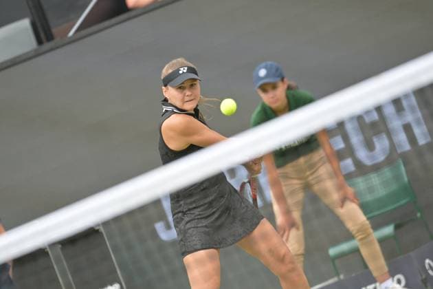 28.06.2023, xbrx, Tennis Bad Homburg Open WTA, Tennis Damen 250, emspor, v.l. Rodina, Evgeniya, spielt den Ball, fokussiert, konzentriert Bad Homburg