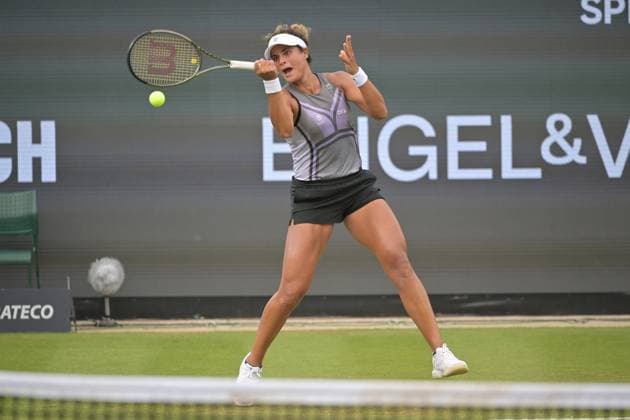 28.06.2023, xbrx, Tennis Bad Homburg Open WTA, Tennis Damen 250, emspor, v.l. Sherif, Mayar (EGY), spielt den Ball, fokussiert, konzentriert Bad Homburg