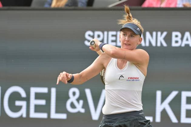 28.06.2023, xbrx, Tennis Bad Homburg Open WTA, Tennis Damen 250, emspor, v.l. Teichmann, Jil (SUI), spielt den Ball, fokussiert, konzentriert Bad Homburg