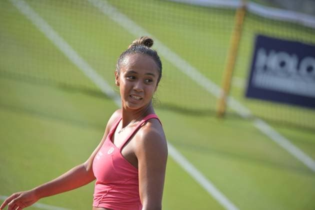 28.06.2023, xbrx, Tennis Bad Homburg Open WTA, Tennis Damen 250, emspor, v.l. Fernandez, Leylah (CAN), laechelt, laecheln, Lachen, smile, fokussiert, konzentriert Bad Homburg