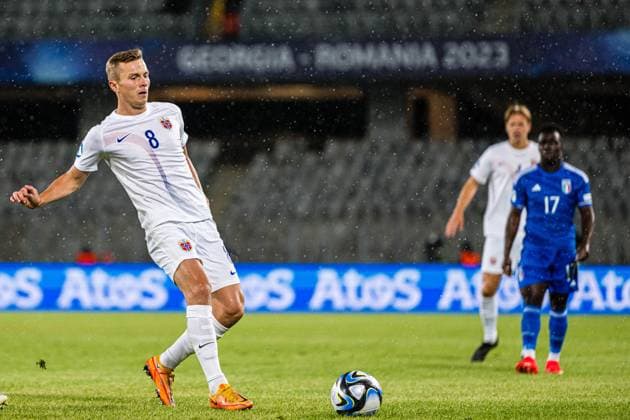 230628 Johan Hove of Norway during the UEFA European Under-21 Championship group stage football match between Italy and Norway on June 28, 2023 in Cluj-Napoca. Photo: Marius Simensen BILDBYRAN COP 238 MM0023 bbeng euro under-21 football fotball fotboll italia norge norway soccer taly U21, U 21 u21-em uefa european under-21 championship Copyright: MARIUSxSIMENSEN BB230628BB219