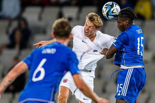Sport Bilder des Tages 230628 Jesper Norman Daland of Norway and Memeh Caleb Okoli of Italy during the UEFA European Under-21 Championship group stage football match between Italy and Norway on June 28, 2023 in Cluj-Napoca. Photo: Marius Simensen BILDBYRAN COP 238 MM0023 bbeng euro under-21 football fotball fotboll italia norge norway soccer taly U21, U 21 u21-em uefa european under-21 championship Copyright: MARIUSxSIMENSEN BB230628BB328