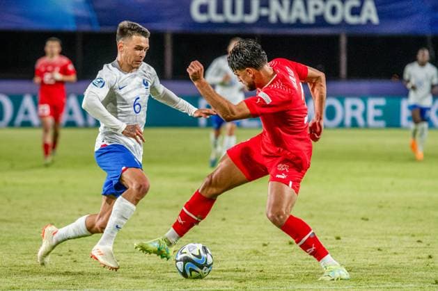 UEFA European Football Championship - Under 21 Men - Switzerland vs France Swiss U21, U 21 Ä™s Nicolas Vouilloz in action against France U21™s Enzo Le Fee during the third qualifying round UEFA European Under-21 Championship 2023 soccer match Switzerland U21 vs. France U21 at the CFR Cluj Stadium in Cluj Napoca, Romania, 28nd of June 2023 Cluj-Napoca CFR Cluj Stadium Romania Copyright: xVinnyxOrlandox xLiveMediax LPS_985885