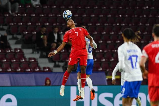 Switzerland v France - U21, U 21 EURO 2023 Dan Ndoye in action during UEFA European Under-21 Championship Group D: Switzerland U21 vs France U21, disputed on Dr Constantin Radulescu Stadium, 28 June 2023 Cluj-Napoca Romania  Copyright: xFlaviuxBuboix originalFilename:buboi-notitle230628_npbZZ.jpg