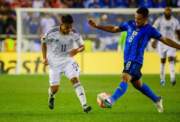 June 30, 2023, Harrrison, New Jersey, U.S: June 30, 2023, Harrison NJ- El Salvador player BRAYAN LANDAVERDE (6) in action against Costa Rica player, AARON SUAREZ (11) during the CONCACAF game held at the RedBull Arena Harrrison U.S. - ZUMArf1_ 20230630_zaf_rf1_022 Copyright: xRickyxFitchettx