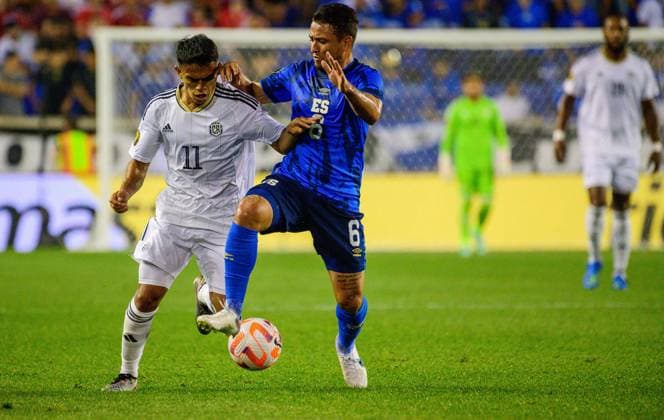 June 30, 2023, Harrrison, New Jersey, U.S: June 30, 2023, Harrison NJ- El Salvador player BRAYAN LANDAVERDE (6) in action against Costa Rica player, AARON SUAREZ (11) during the CONCACAF game held at the RedBull Arena Harrrison U.S. - ZUMArf1_ 20230630_zaf_rf1_024 Copyright: xRickyxFitchettx
