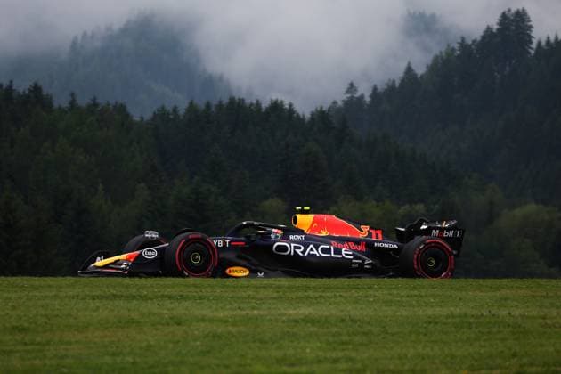 F1 Austrian Grand Prix 2023 Sprint Shootout Sergio Perez of Red Bull Racing during Sprint Shootout ahead of the Formula 1 Austrian Grand Prix at Red Bull Ring in Spielberg, Austria on July 1, 2023. Spielberg Austria  Copyright: xJakubxPorzyckix originalFilename:porzycki-f1austri230701_npW8u.jpg