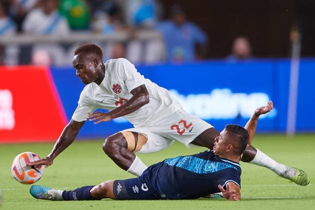 RECORD DATE NOT STATED 2023 CONCACAF Gold Cup Guatemala vs Canada (L-R), Richie Laryea of Canada and Carlos Mejia of Guatemala during the game Guatemala vs Canada, corresponding to group D of the CONCACAF Gold Cup 2023, at Shell Energy Stadium, on July 01, 2023. <br><br> (I-D), Richie Laryea de Canada y Carlos Mejia de Guatemala durante el partido Guatemala vs Canada, correspondiente al grupo D de la Copa Oro de la CONCACAF 2023, en el Shell Energy Stadium, el 01 de Julio de 2023. HOUSTON TEXAS ESTADOS UNIDOS  Copyright: xCristianxdexMarchenax 20230701212844_CGC_23_GD_GUA_CAN_LARYEA36