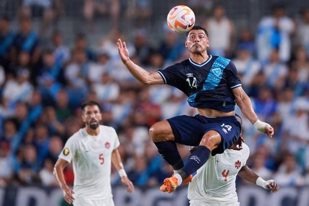 RECORD DATE NOT STATED 2023 CONCACAF Gold Cup Guatemala vs Canada (L-R) Darwin Lom of Guatemala and Kamal Miller of Canada during the game Guatemala vs Canada, corresponding to group D of the CONCACAF Gold Cup 2023, at Shell Energy Stadium, on July 01, 2023. <br><br> (I-D) Darwin Lom de Guatemala y Kamal Miller de Canada durante el partido Guatemala vs Canada, correspondiente al grupo D de la Copa Oro de la CONCACAF 2023, en el Shell Energy Stadium, el 01 de Julio de 2023. HOUSTON TEXAS ESTADOS UNIDOS  Copyright: xCristianxdexMarchenax 20230701213152_CGC_23_GD_GUA_CAN_LOM44