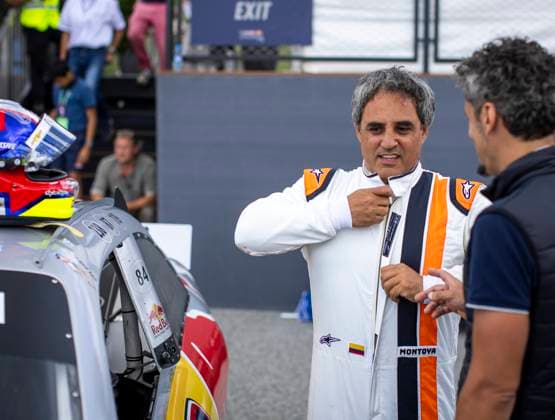 FORMULA 1 - GP of Austria 2023 SPIELBERG,AUSTRIA,02.JUL.23 - MOTORSPORTS, FORMULA 1 - Grand Prix of Austria, Red Bull Ring, legends parade. Image shows Juan Pablo Montoya (COL).  GEPAxpictures xWolfgangxJannach