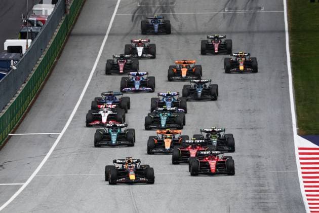 F1 Austrian Grand Prix 2023 Start of the Formula 1 Austrian Grand Prix at Red Bull Ring in Spielberg, Austria on July 2, 2023. Spielberg Austria  Copyright: xJakubxPorzyckix originalFilename:porzycki-f1austri230702_npU3Y.jpg