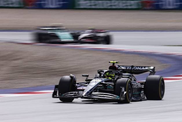 FORMULA 1 - GP of Austria 2023 SPIELBERG,AUSTRIA,02.JUL.23 - MOTORSPORTS, FORMULA 1 - Grand Prix of Austria, Red Bull Ring. Image shows Lewis Hamilton (GBR Mercedes).  GEPAxpictures xDanielxGoetzhaber